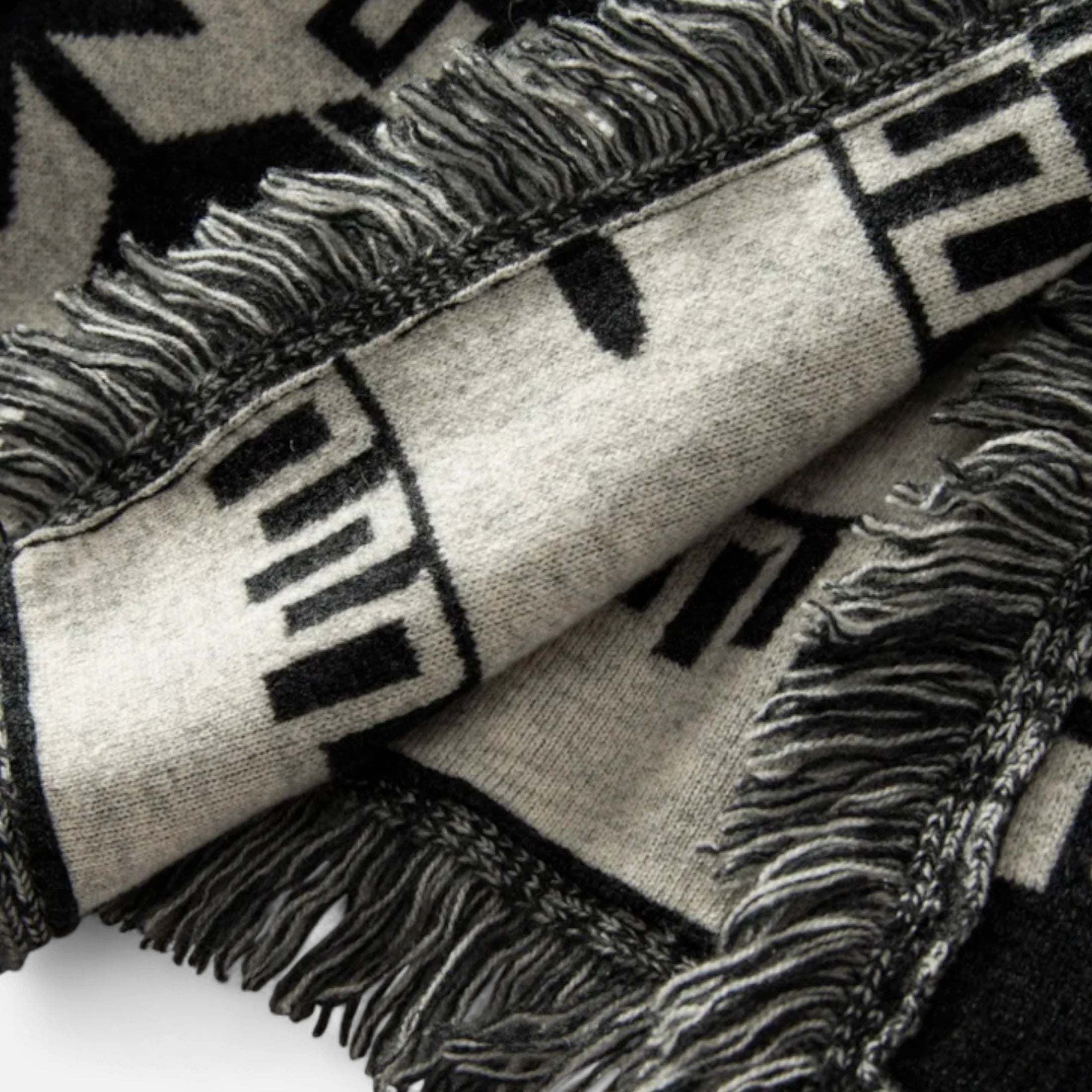 Elowen™ | Women’s Cashmere Jacquard Cardigan