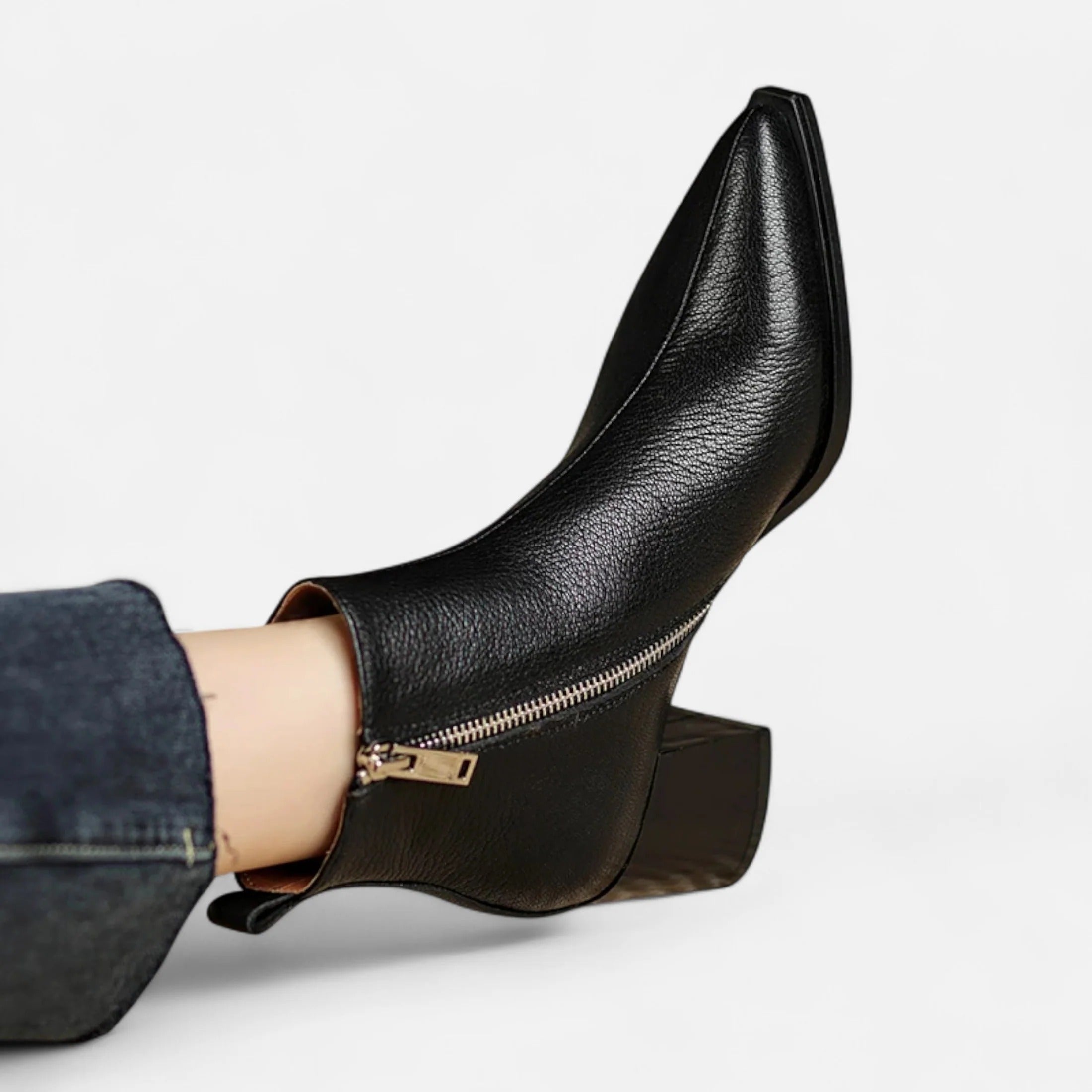 Elowen™ | Women’s Genuine Leather Chelsea Boots